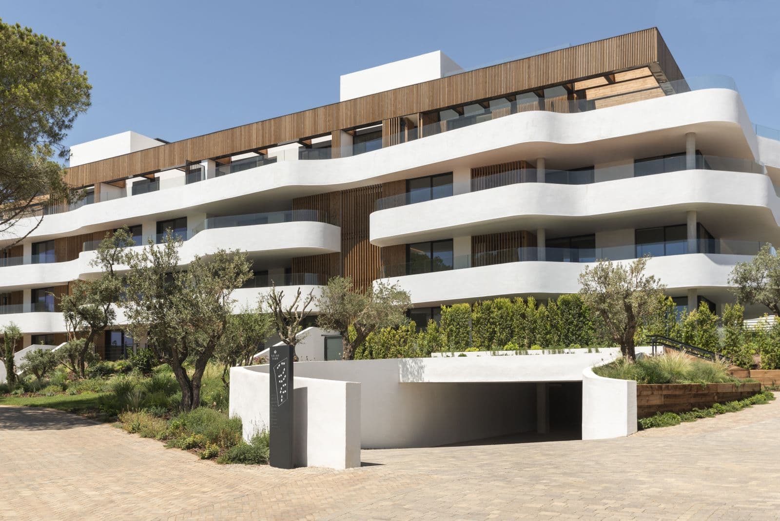 Village Verde, 20