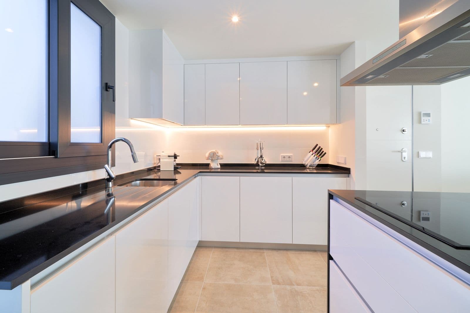 Atalaya Emotion Phase 1, 18