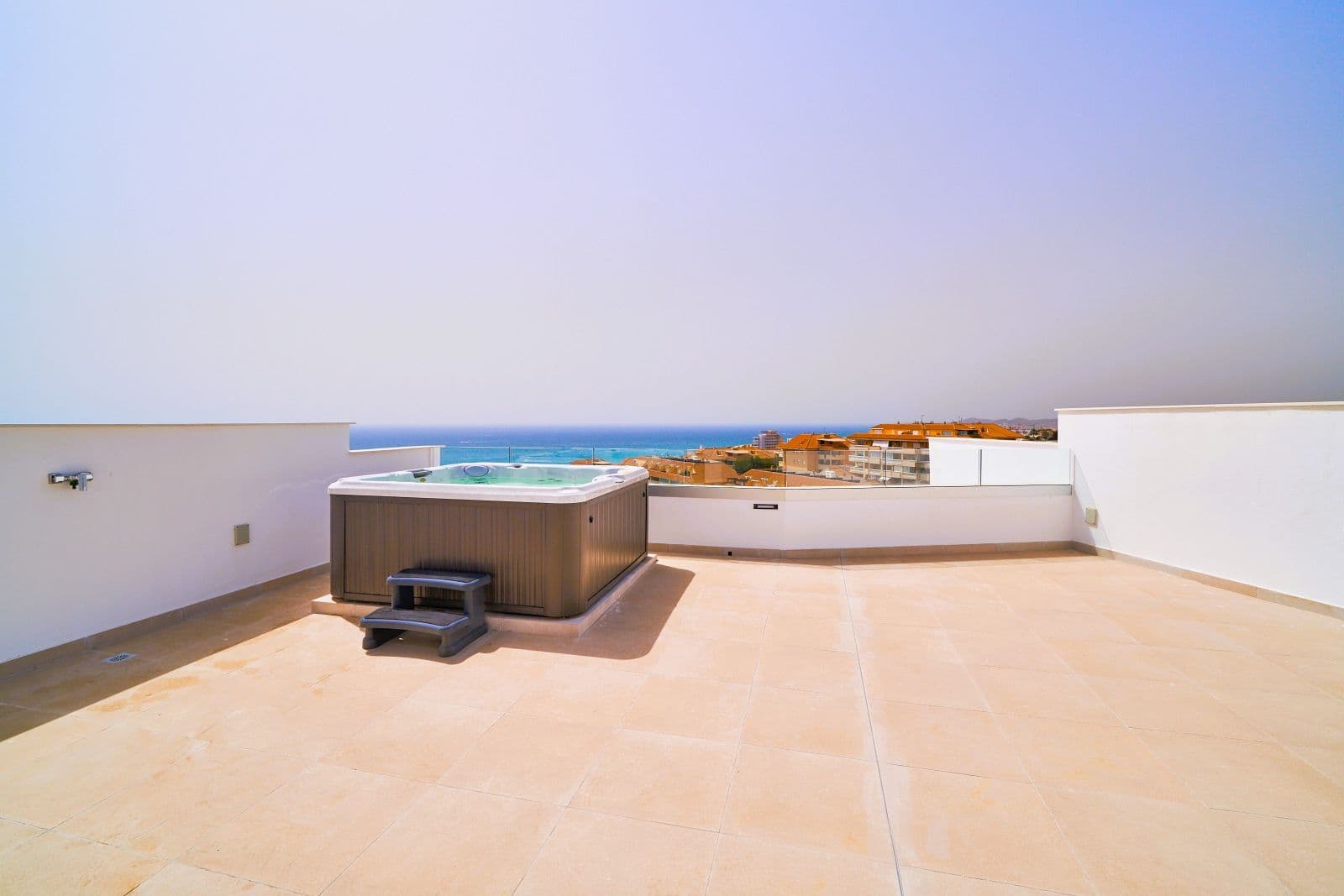 Higueron Bay Residences, 3