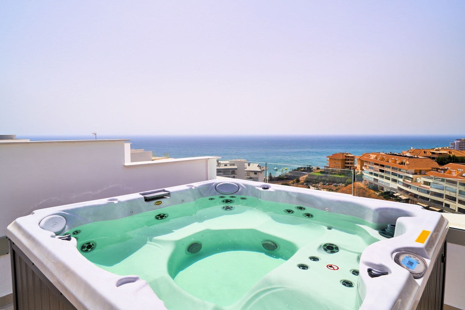 Higueron Bay Residences, 18