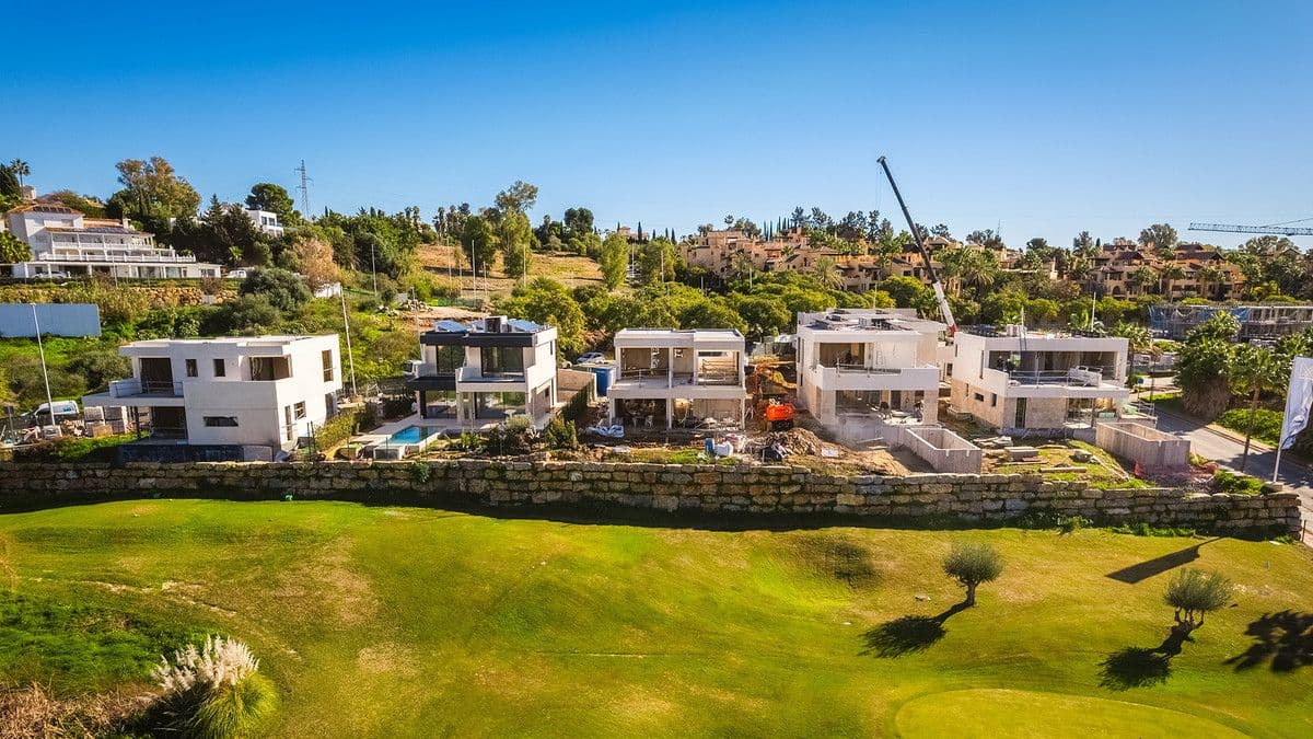Atta Villas, Estepona