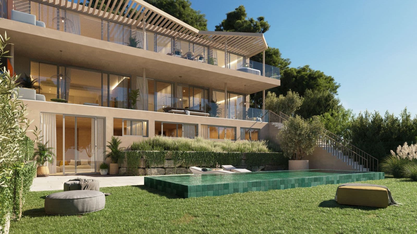 16 Collection, Mijas