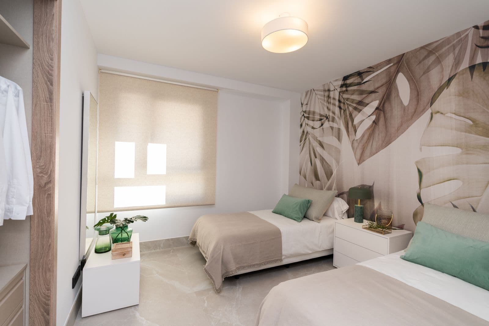 Almazara Hills, 24