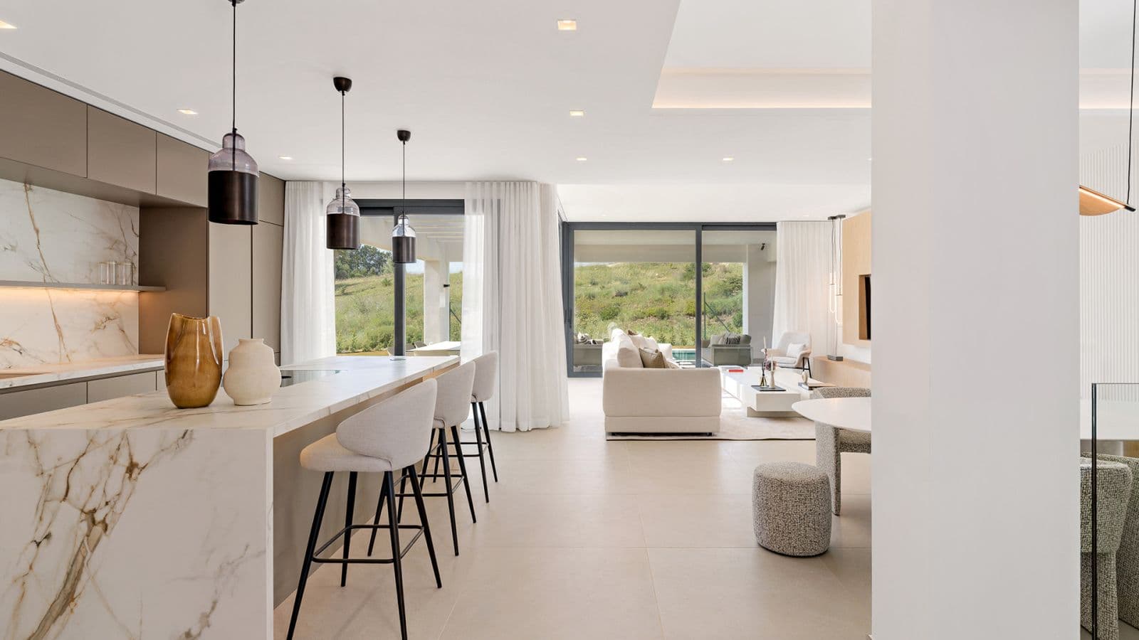 Aurea Villas, 11