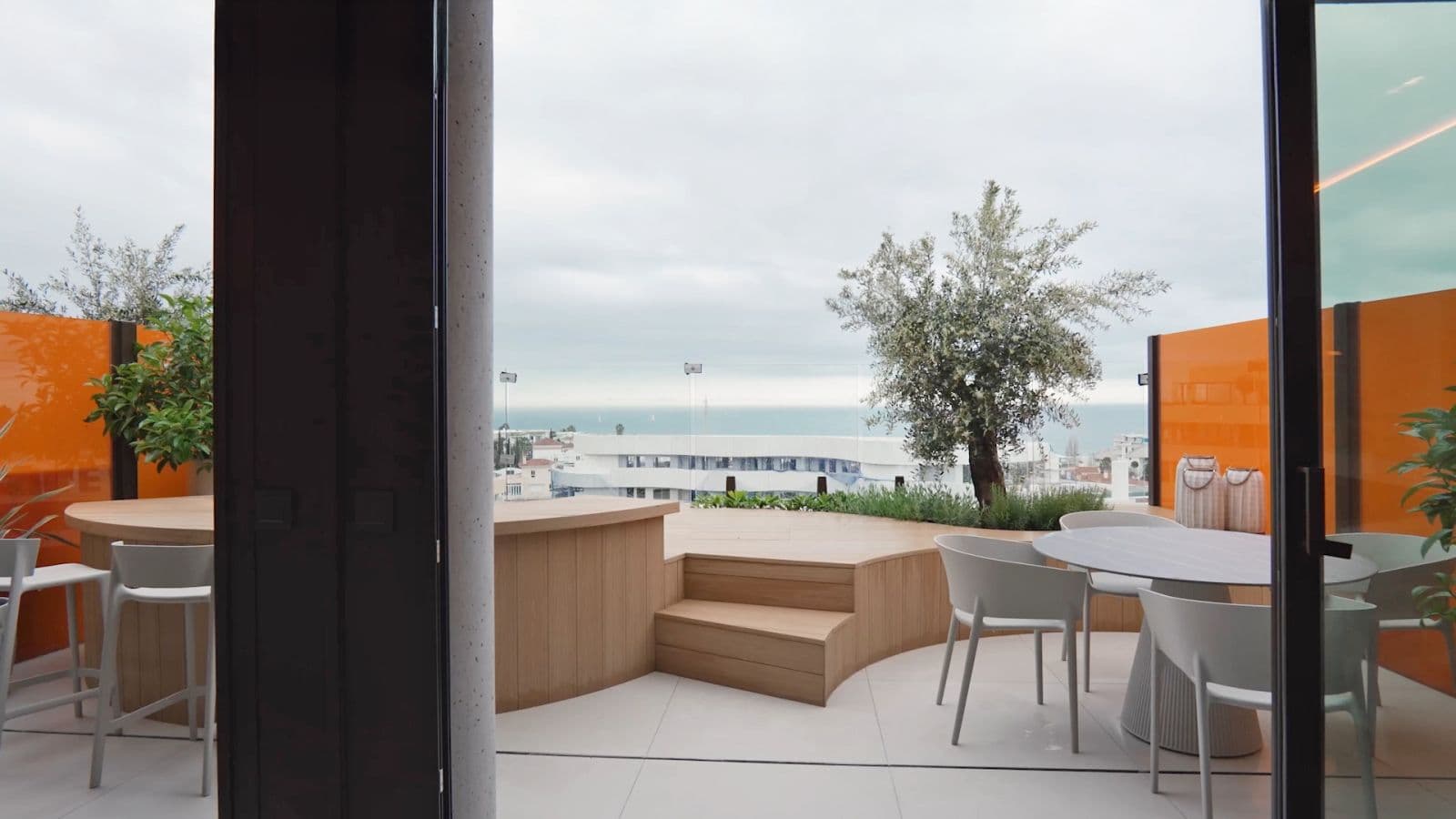 Higueron South Residences, 4