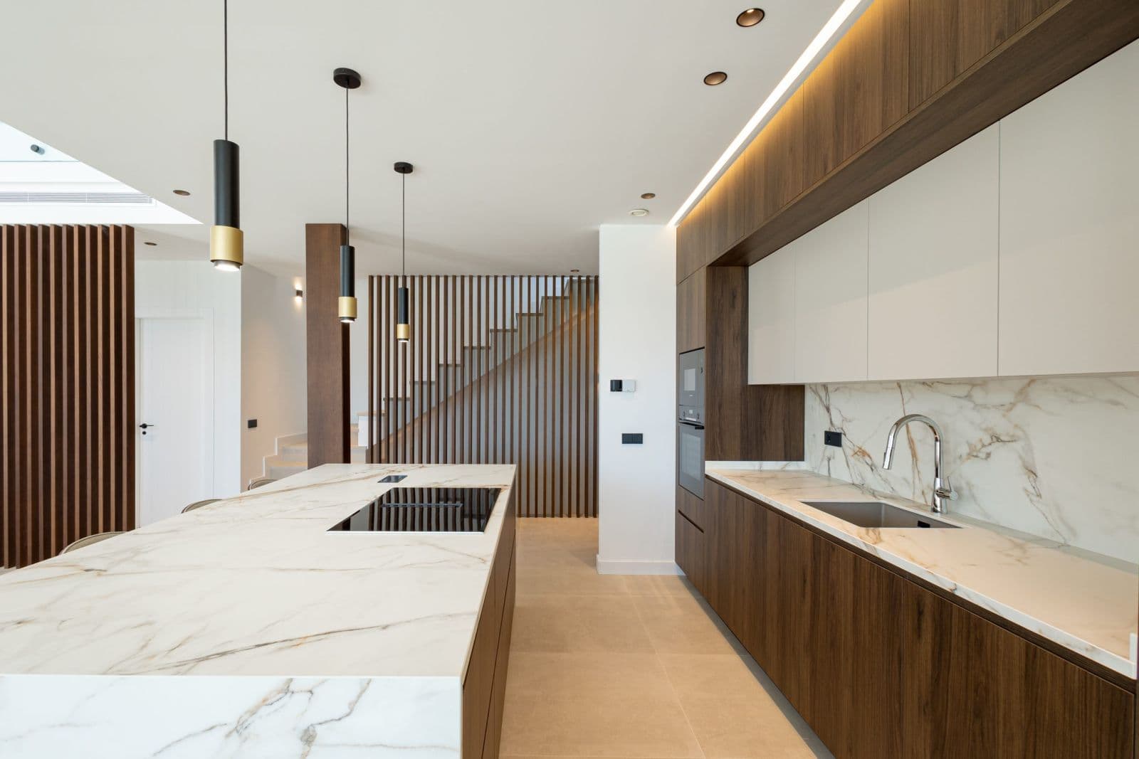 Higueron Hills Collection, 7