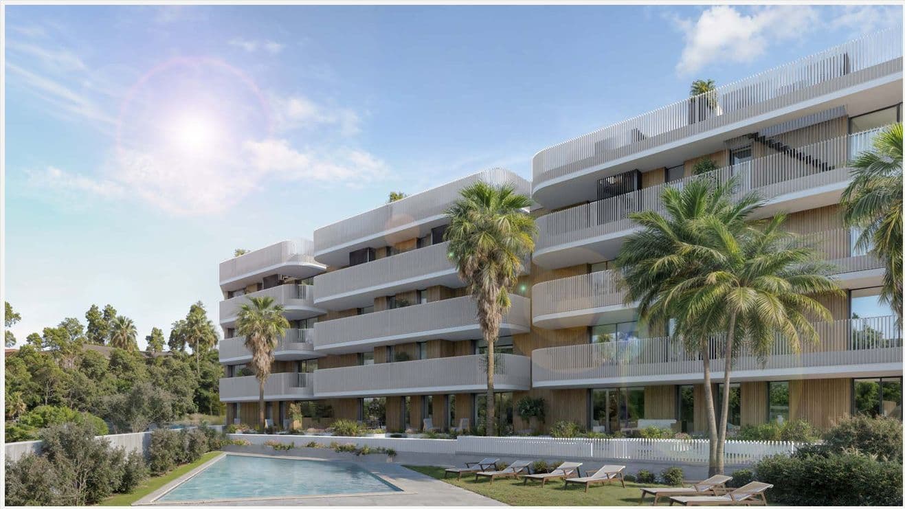 The Oak 48, Estepona
