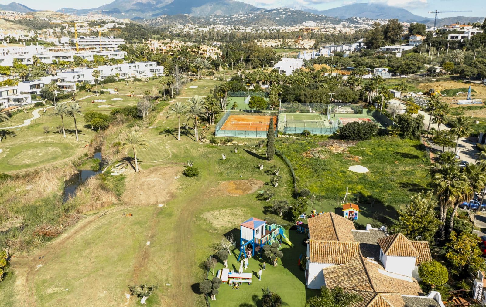 The Club Villas, 42