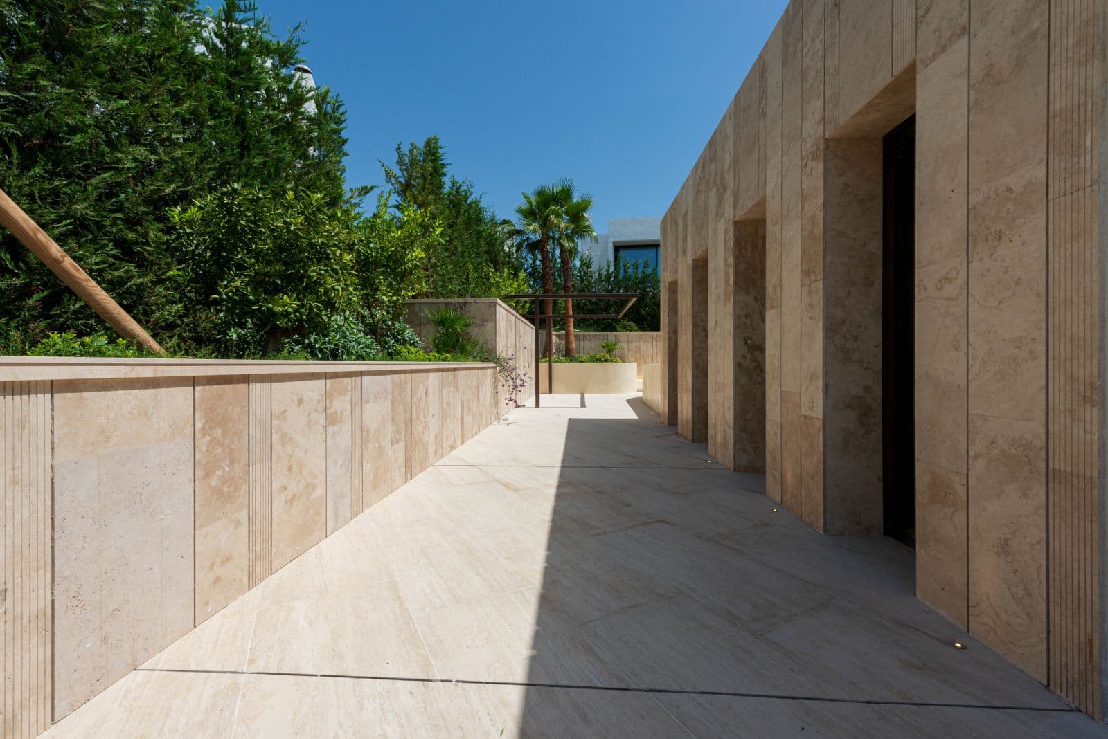 Villa Infinity, 15