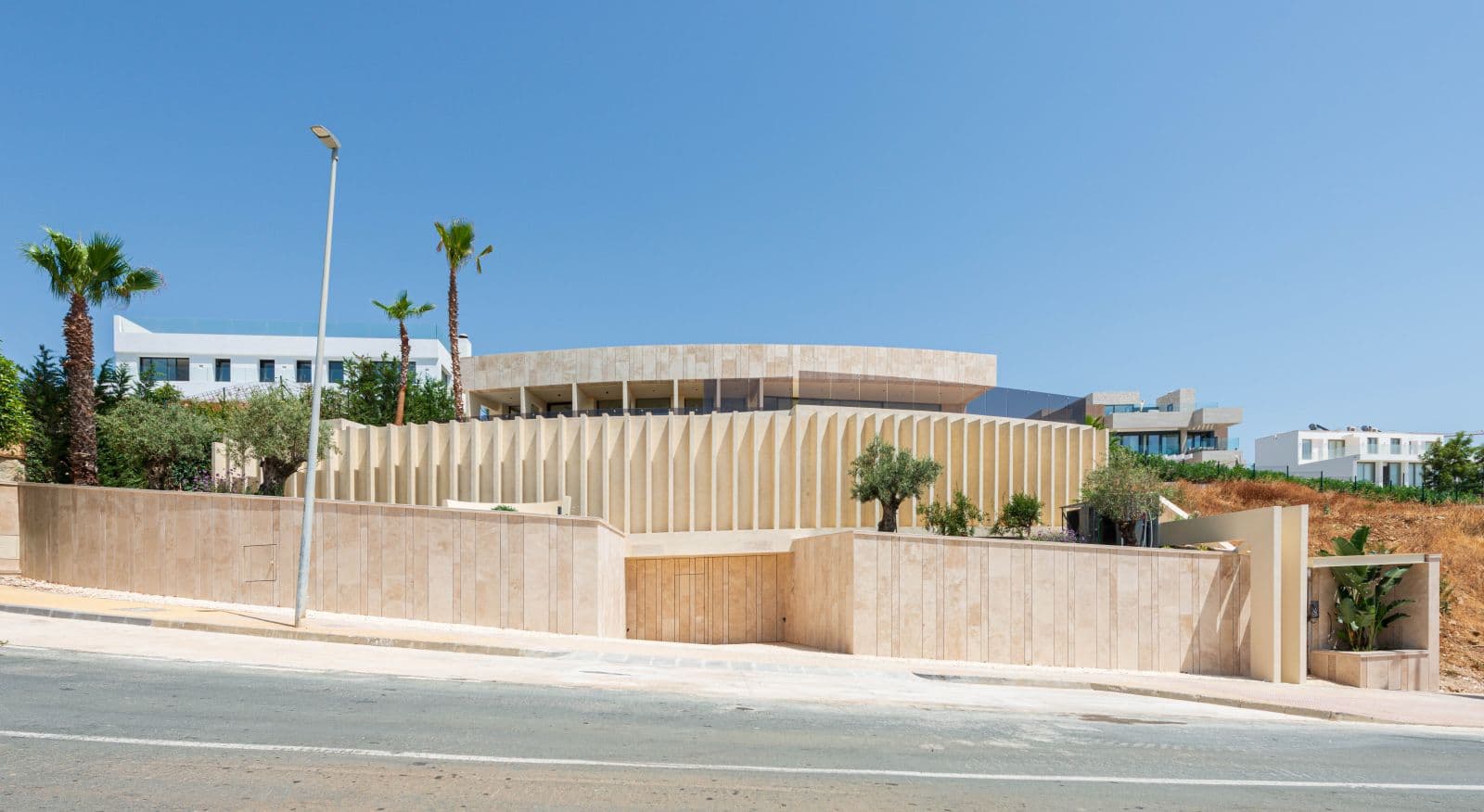 Villa Infinity, 20