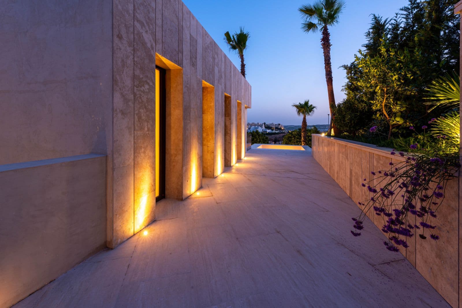 Villa Infinity, 28
