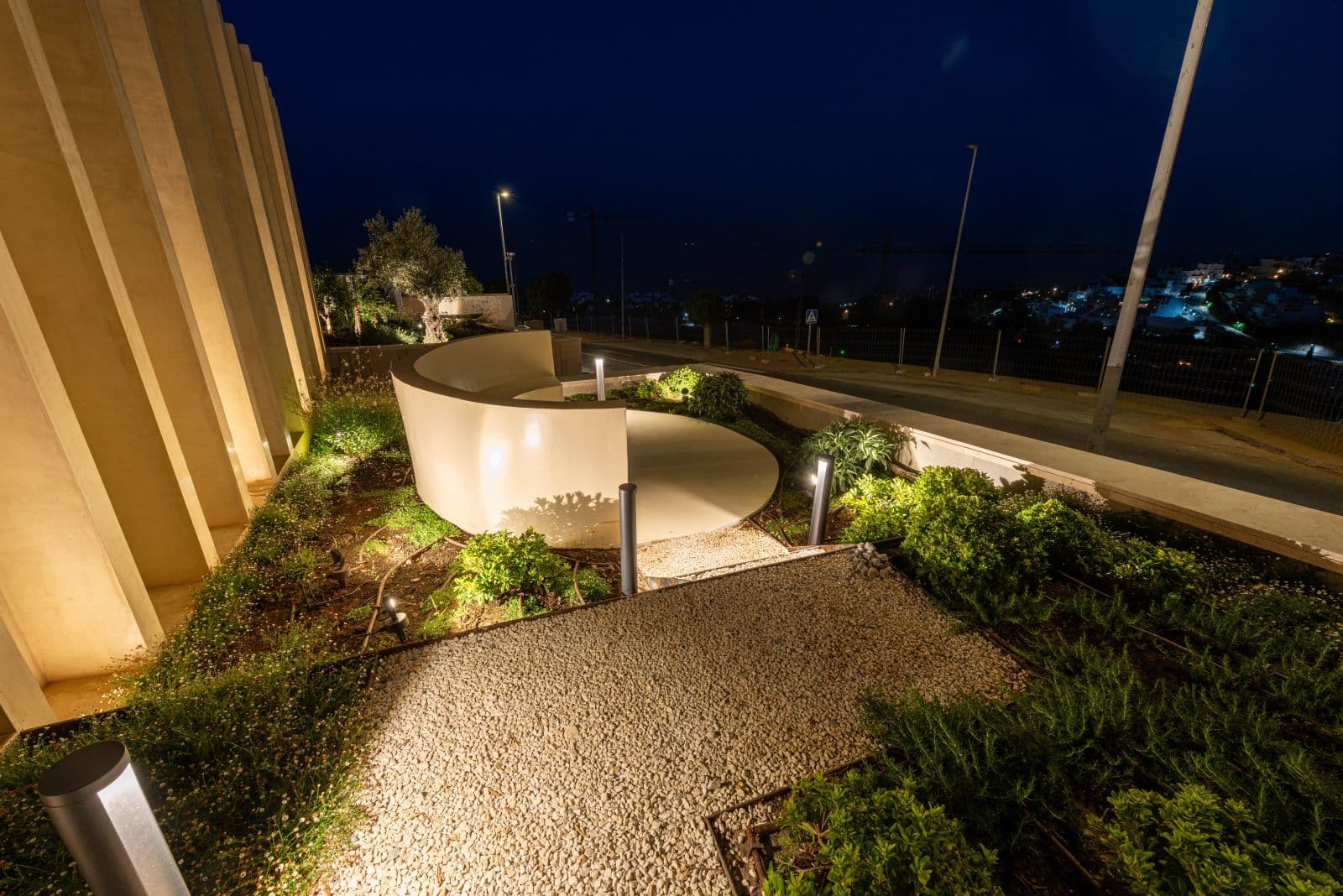 Villa Infinity, 34