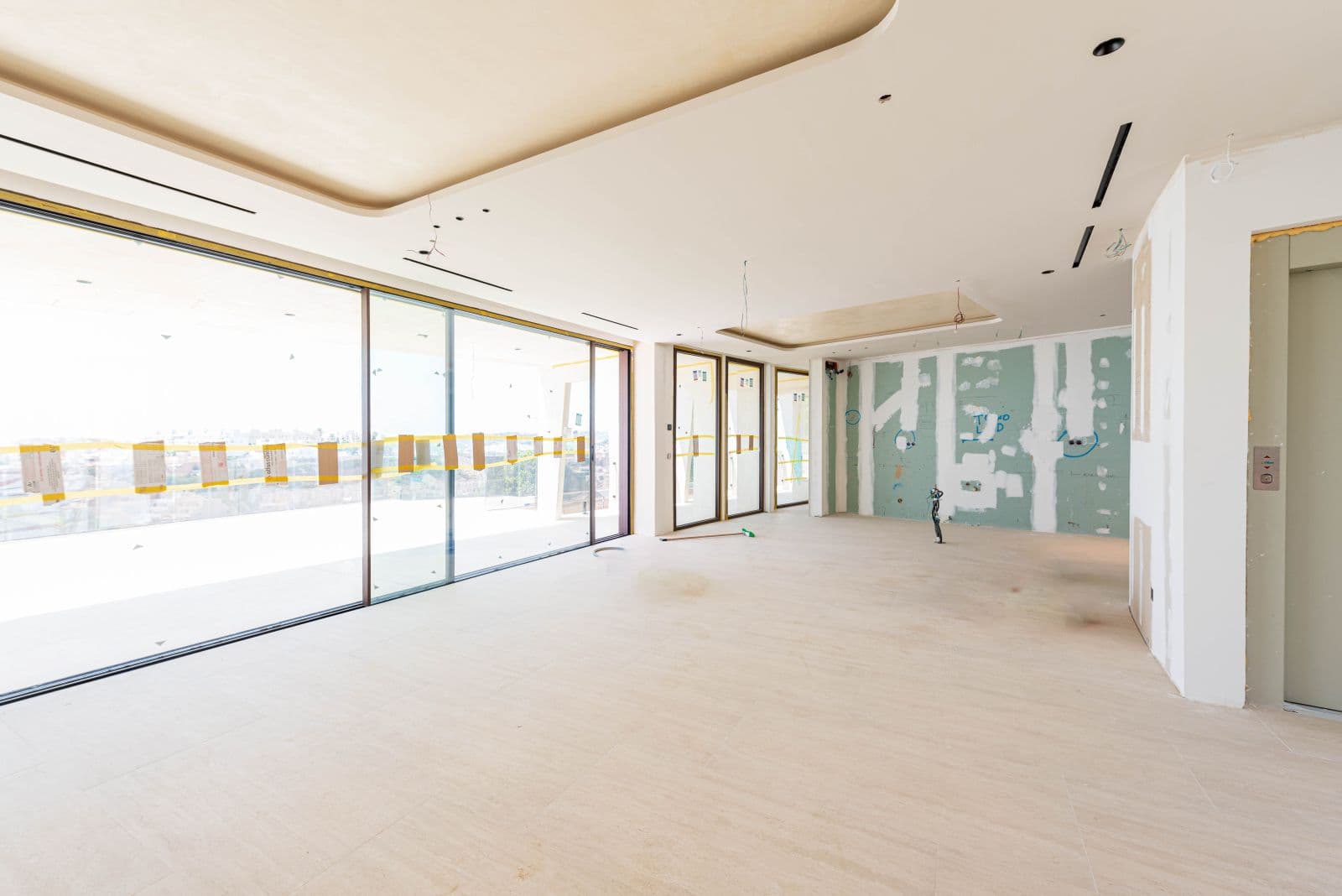 Villa Infinity, 9