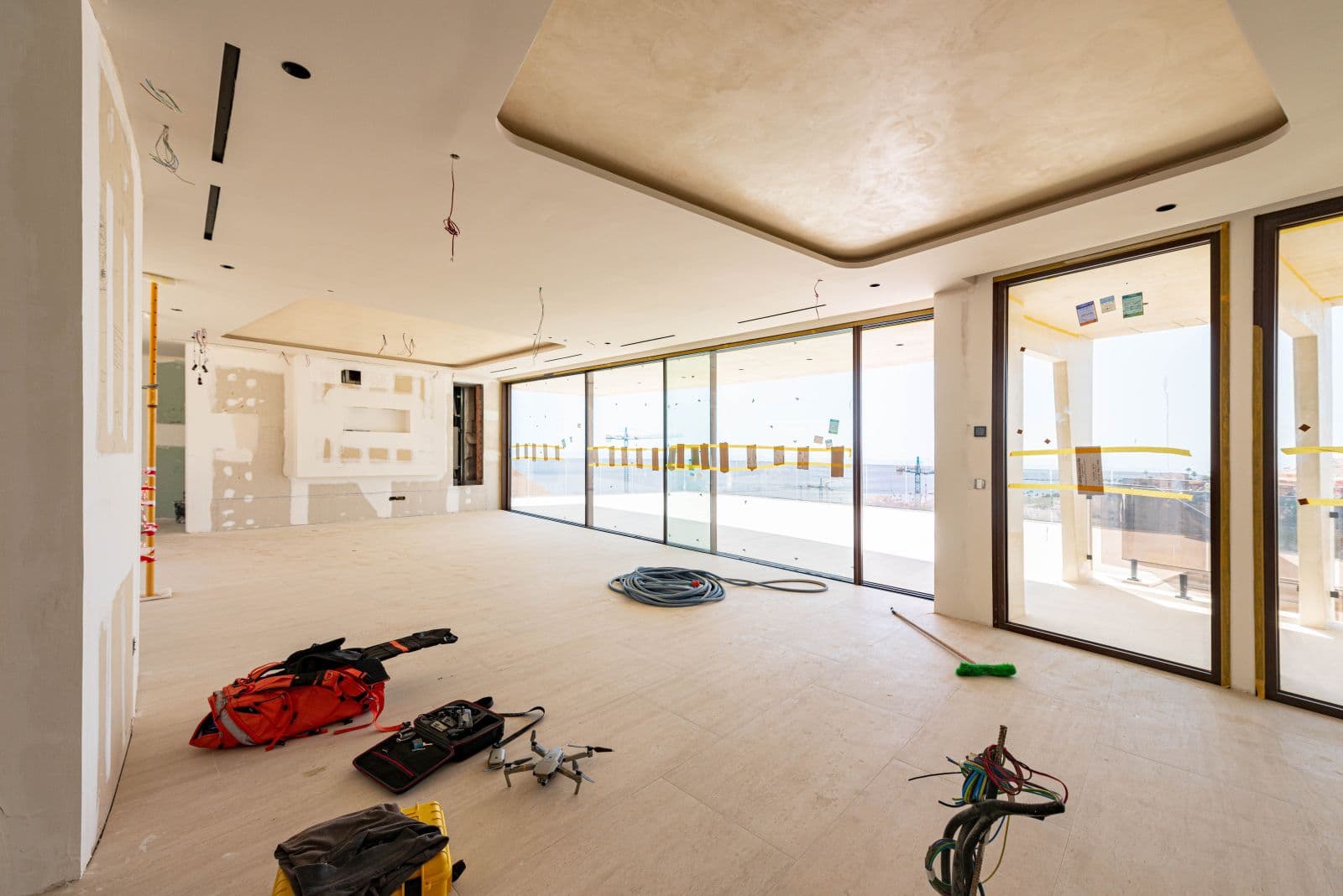 Villa Infinity, 10