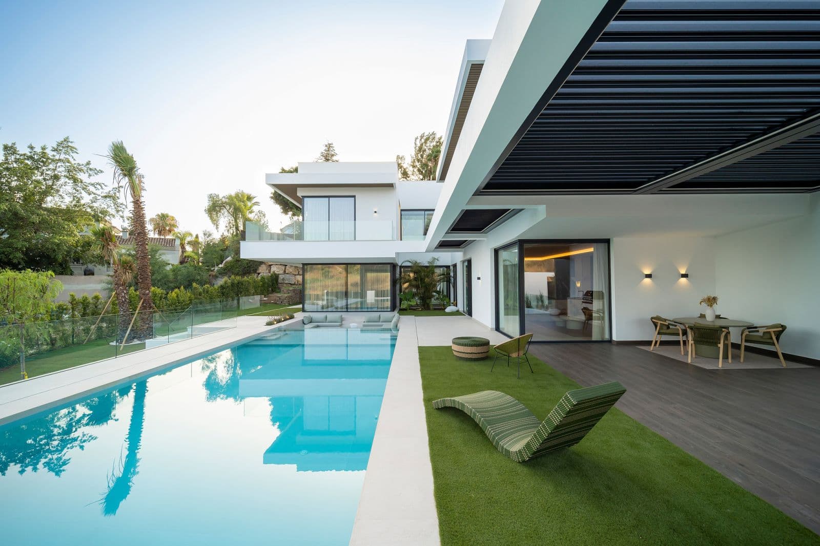 Villa Esmeralda, 5