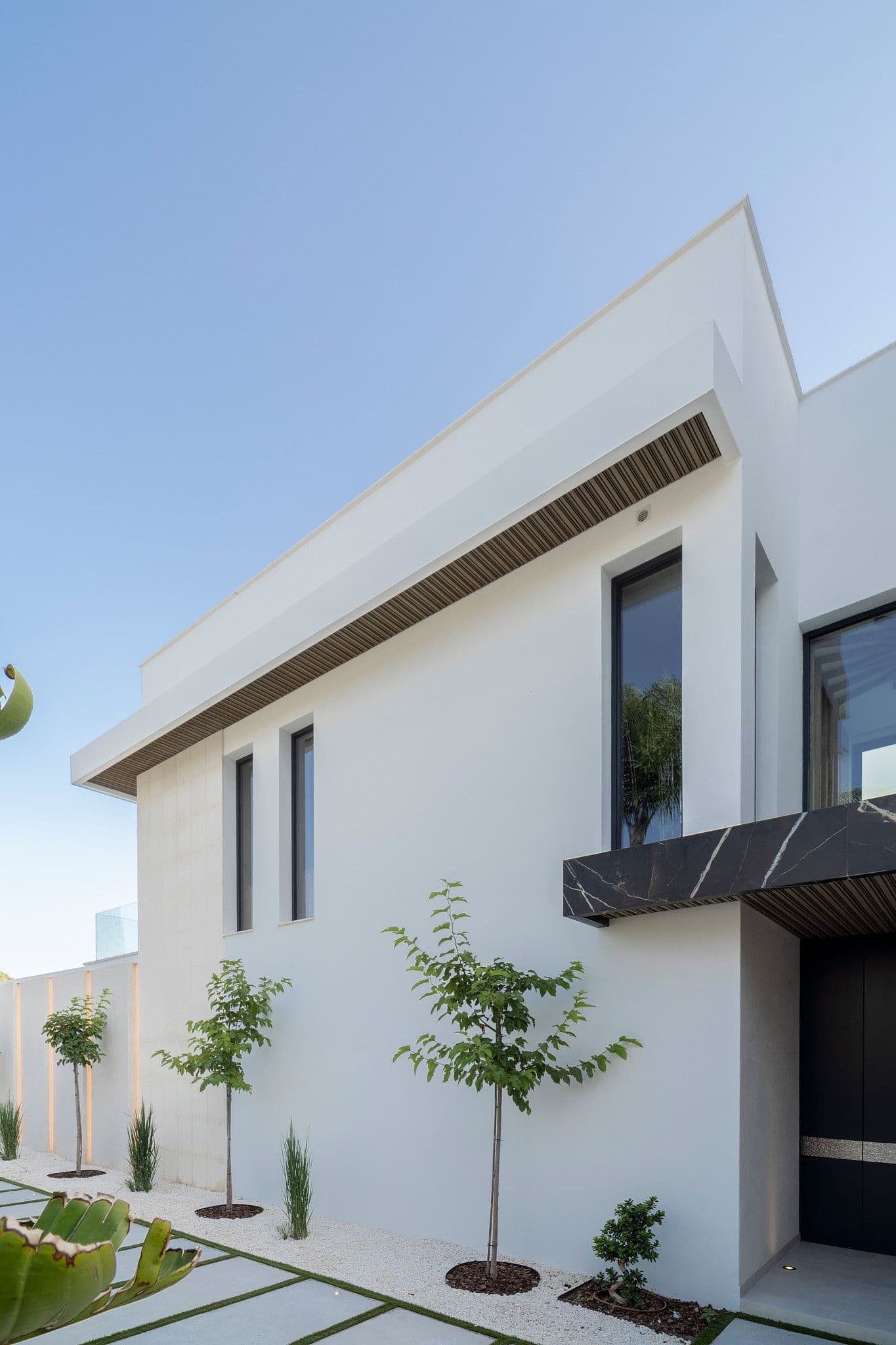 Villa Esmeralda, 59