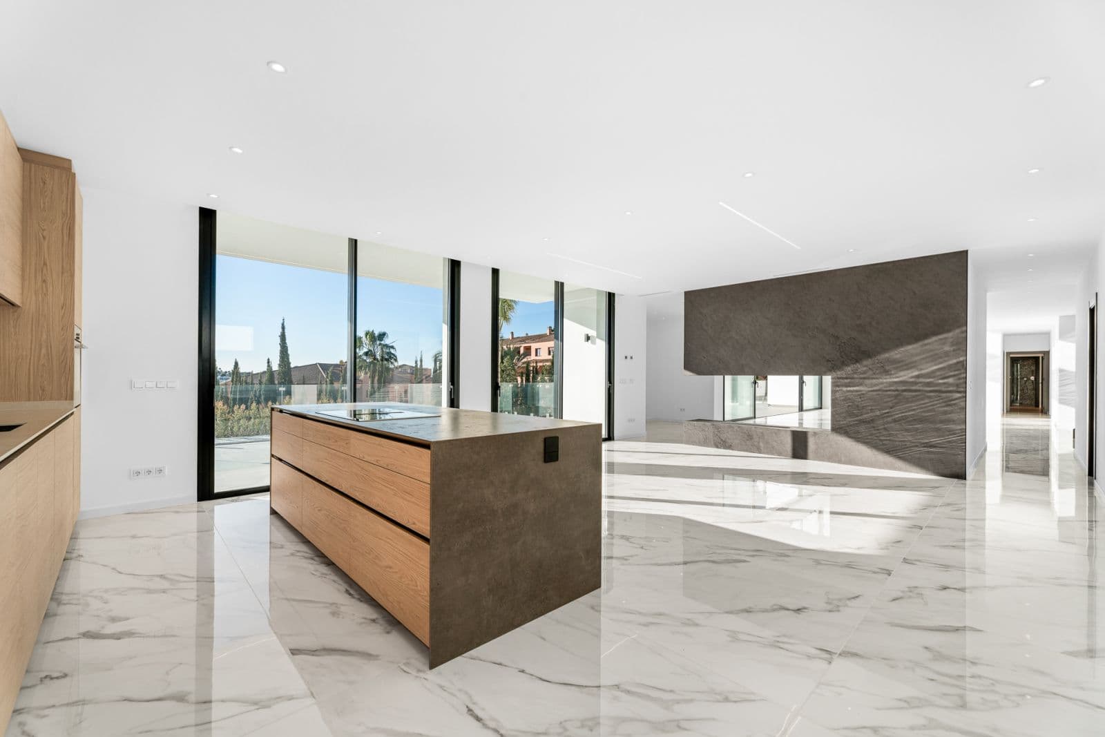 Villa Paradise, 4