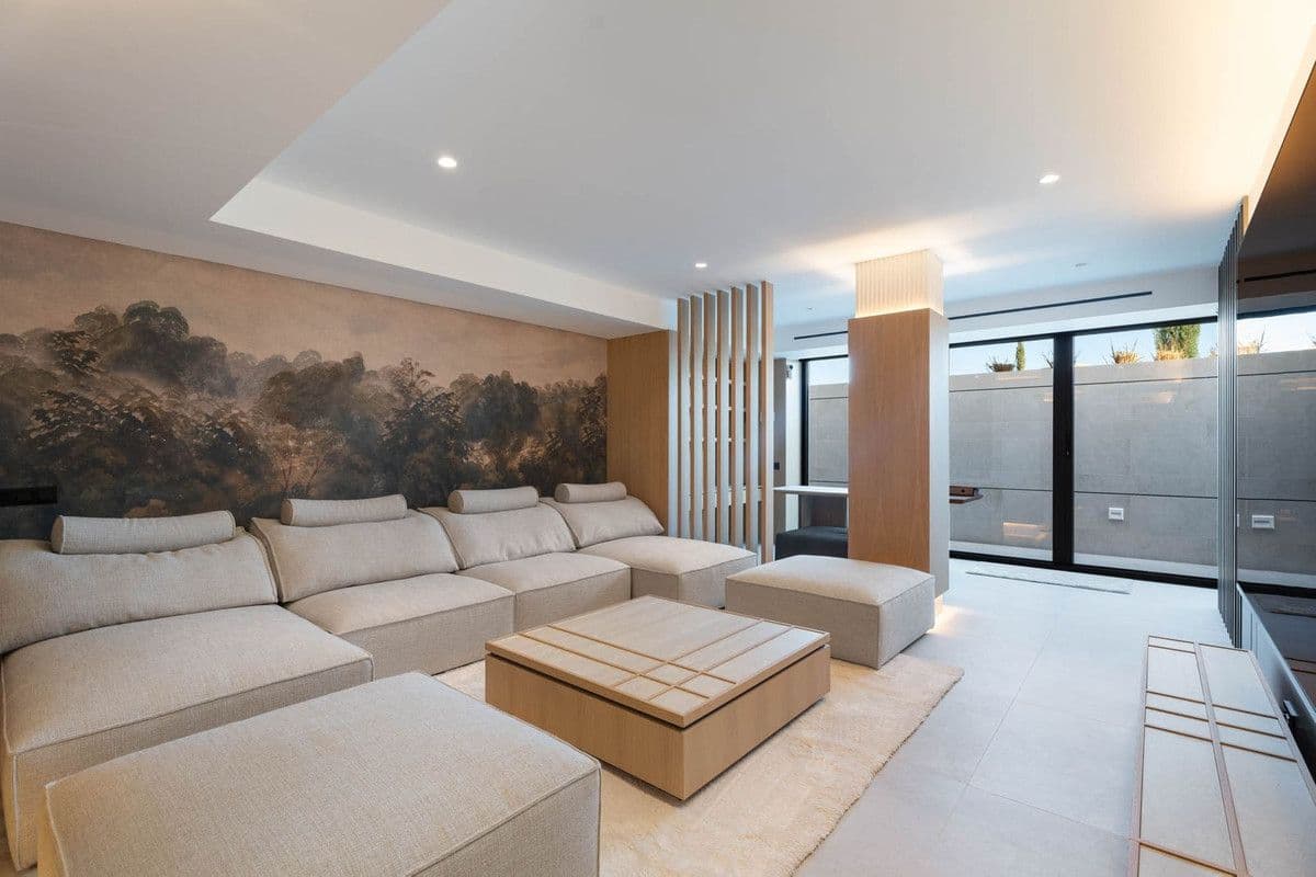Tree Villas, 35