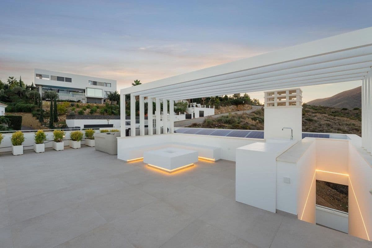 Tree Villas, 67
