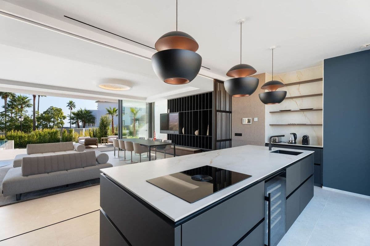 Tree Villas, 9