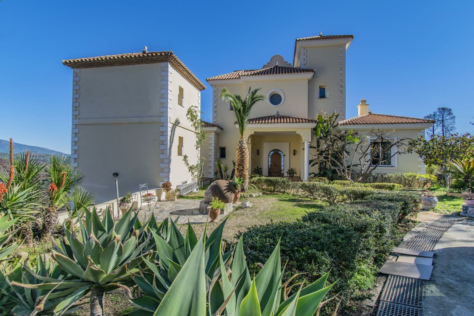 Detached Villa in Estepona, Estepona