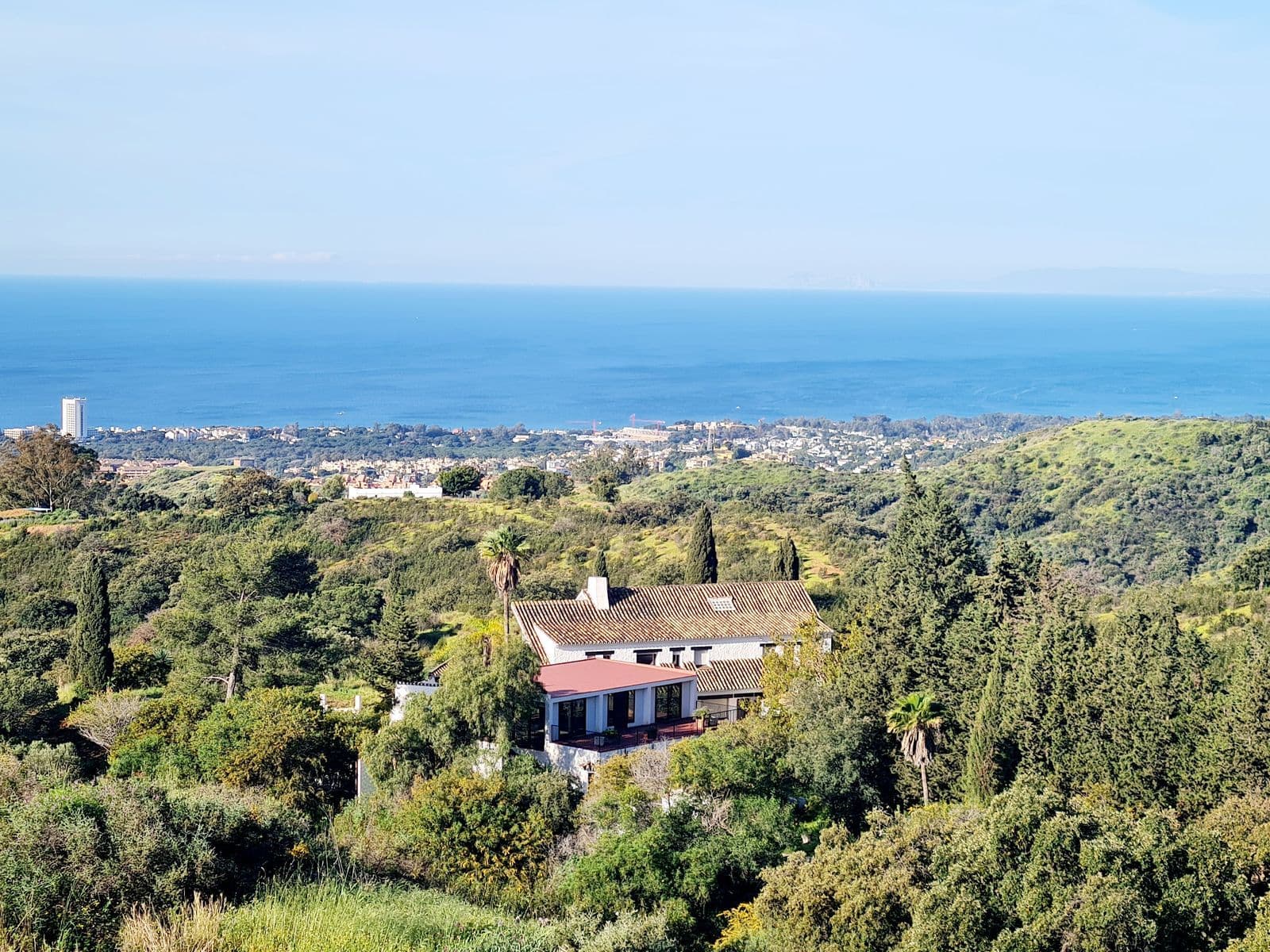 Finca - Cortijo in Las Chapas, Marbella East