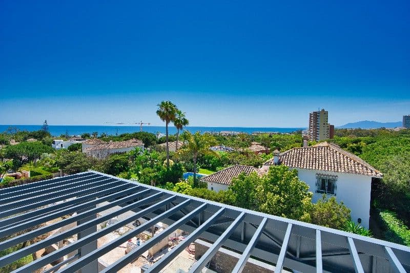 Detached Villa in Marbesa, Marbella East
