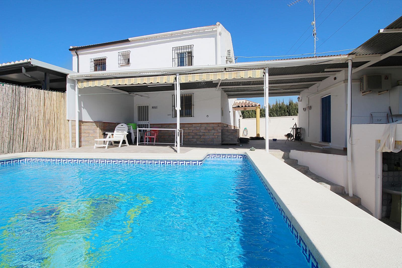Semi-Detached House in Coín, Coín