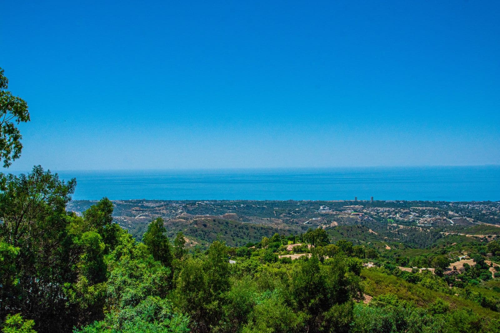 Semi-Detached House in La Mairena, Marbella East