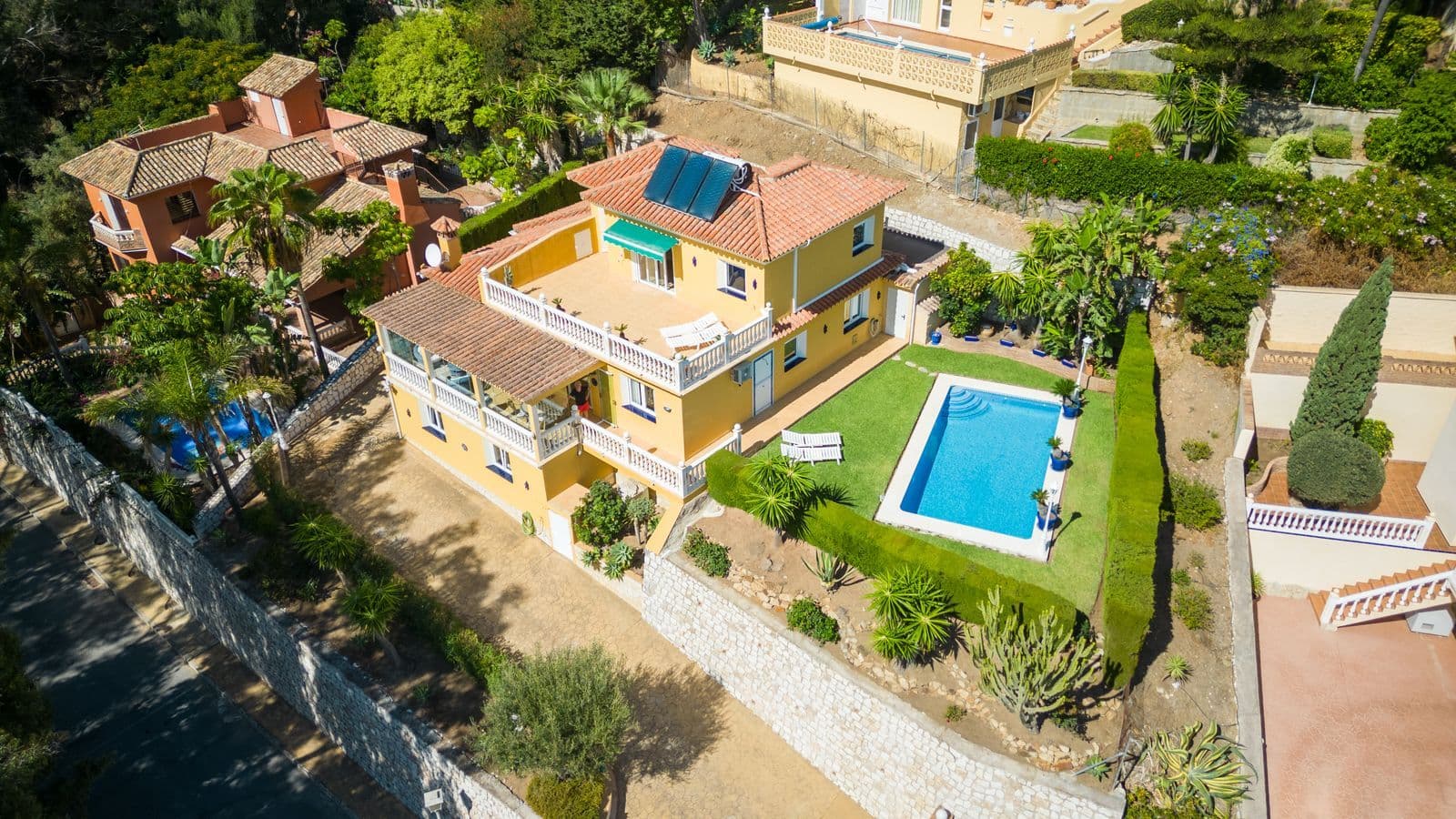 Detached Villa in Torrenueva, Mijas