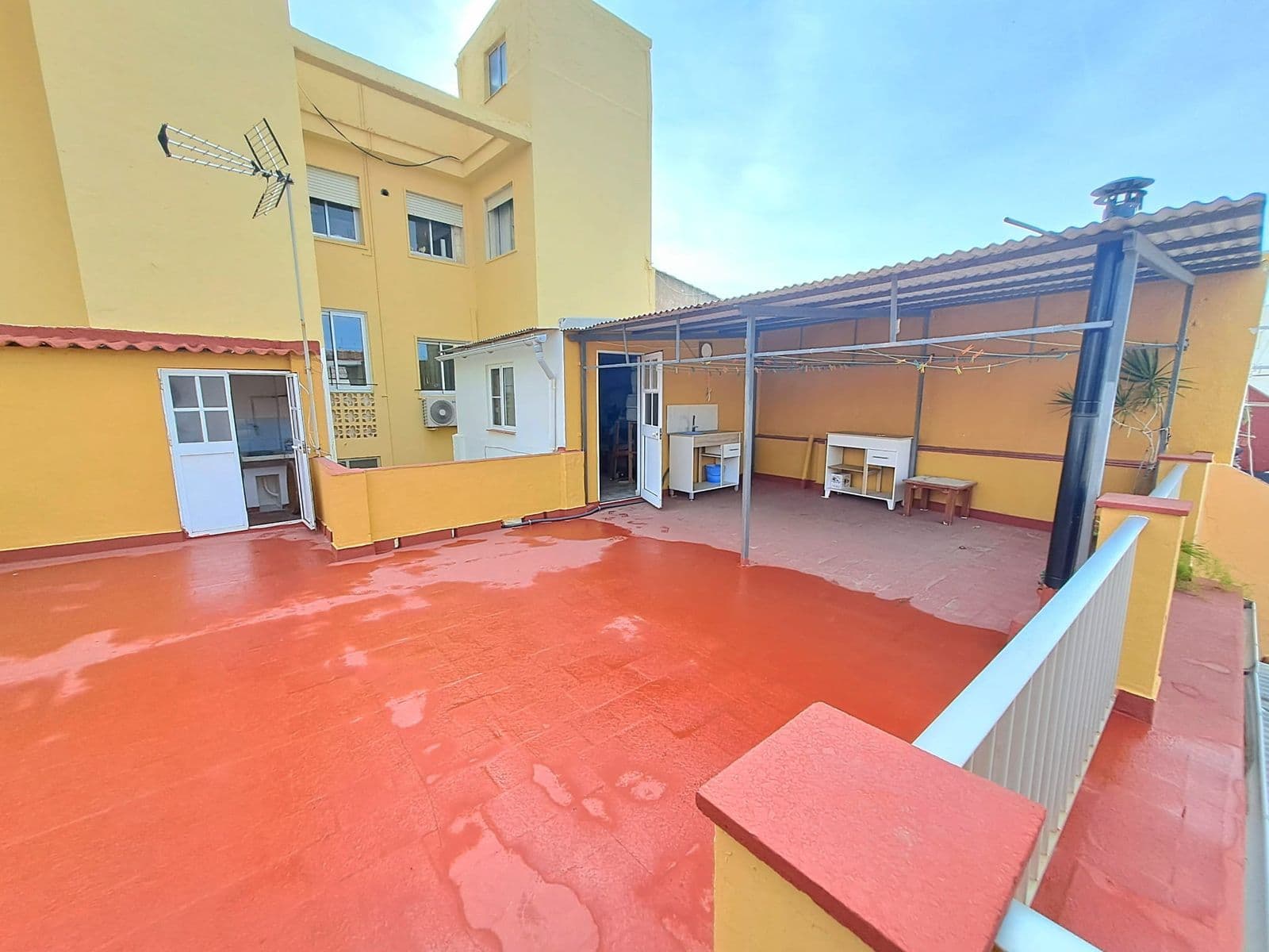 Middle Floor Apartment in Fuengirola, Fuengirola