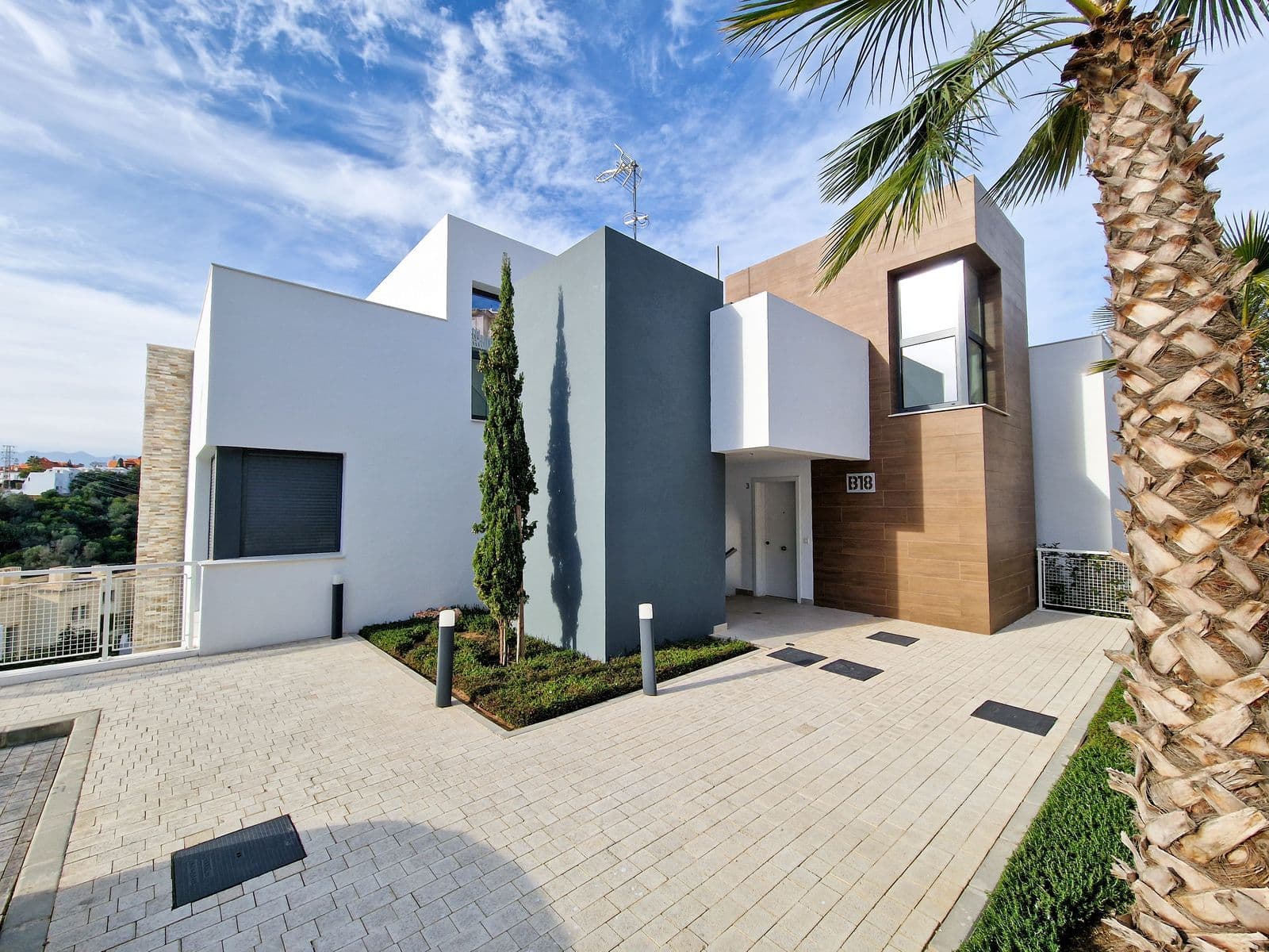 Duplex in Artola, Marbella East