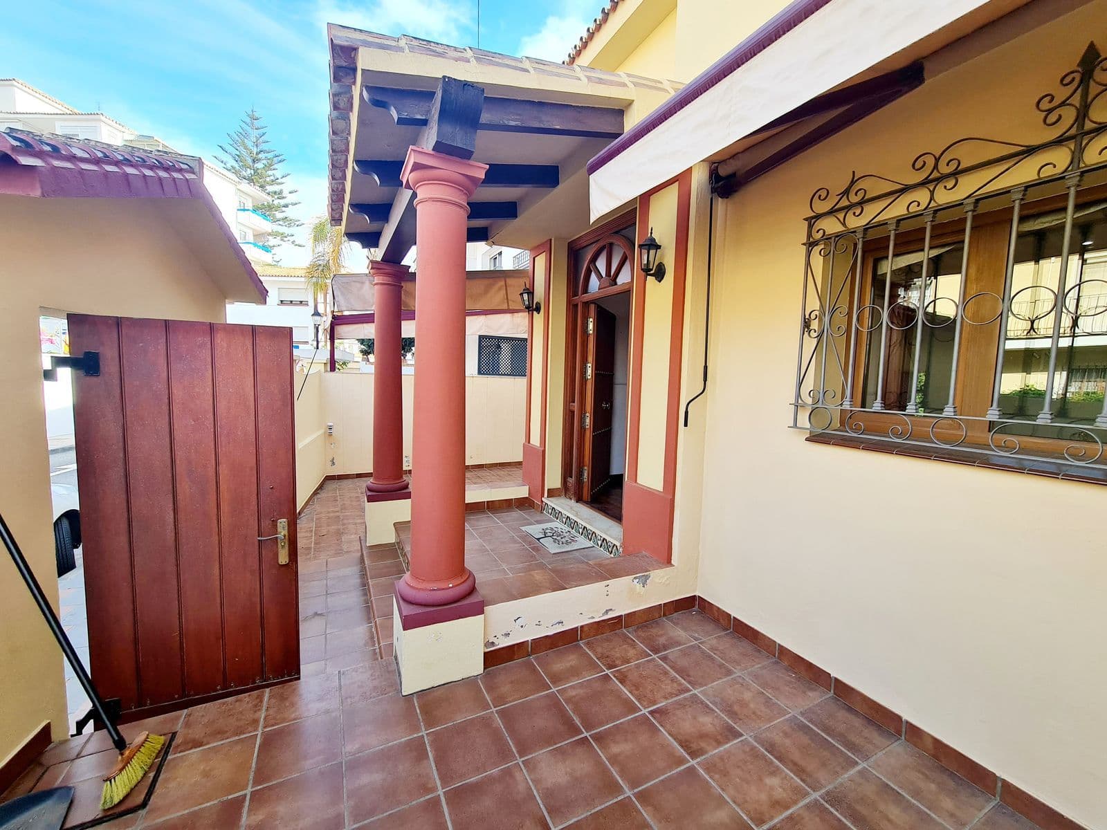 Semi-Detached House in Fuengirola, Fuengirola
