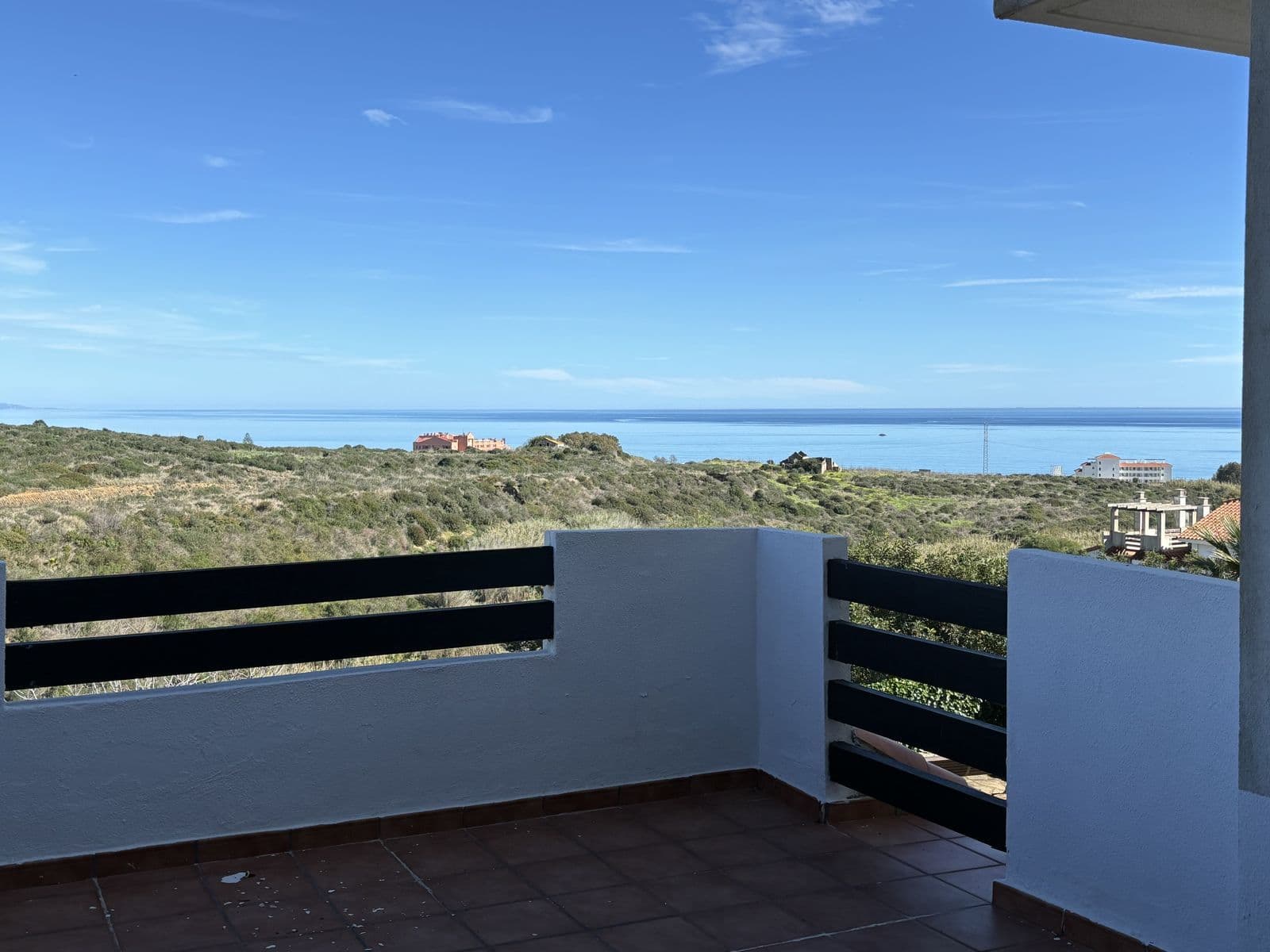 Middle Floor Apartment in La Duquesa, Manilva