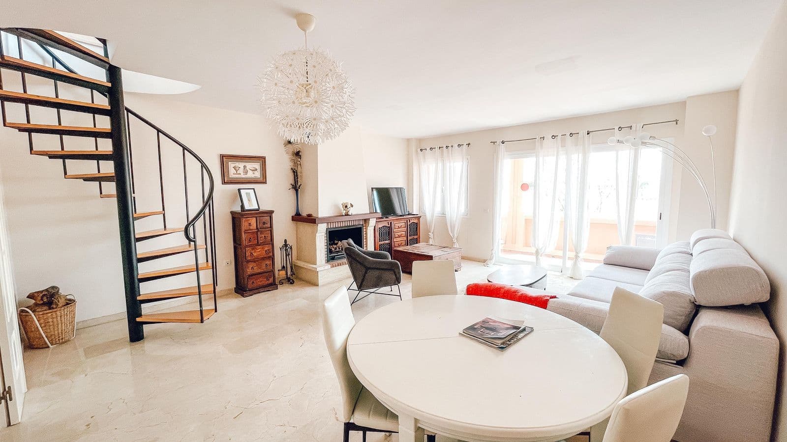 Top Floor Apartment in Mijas Costa, Mijas