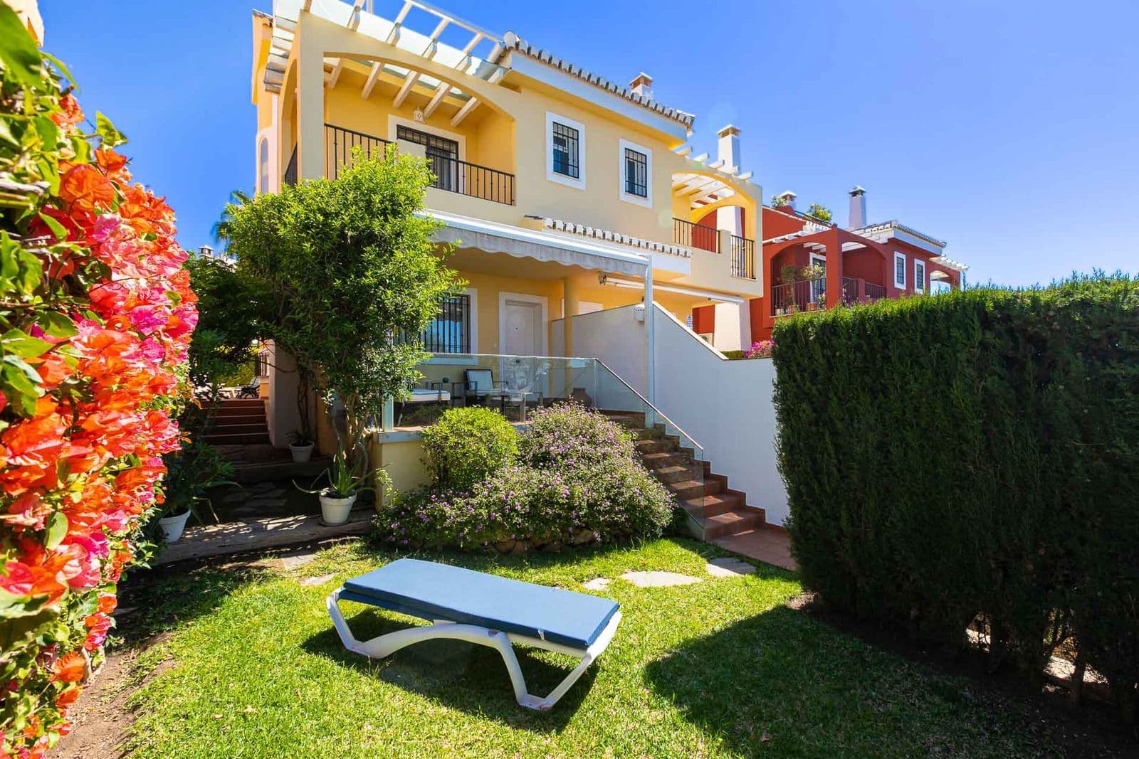 Semi-Detached House in Costabella, Marbella East