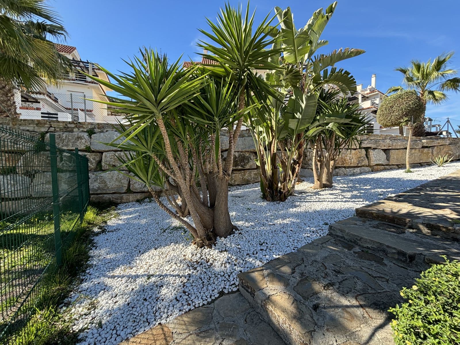 Middle Floor Apartment in La Duquesa, Manilva