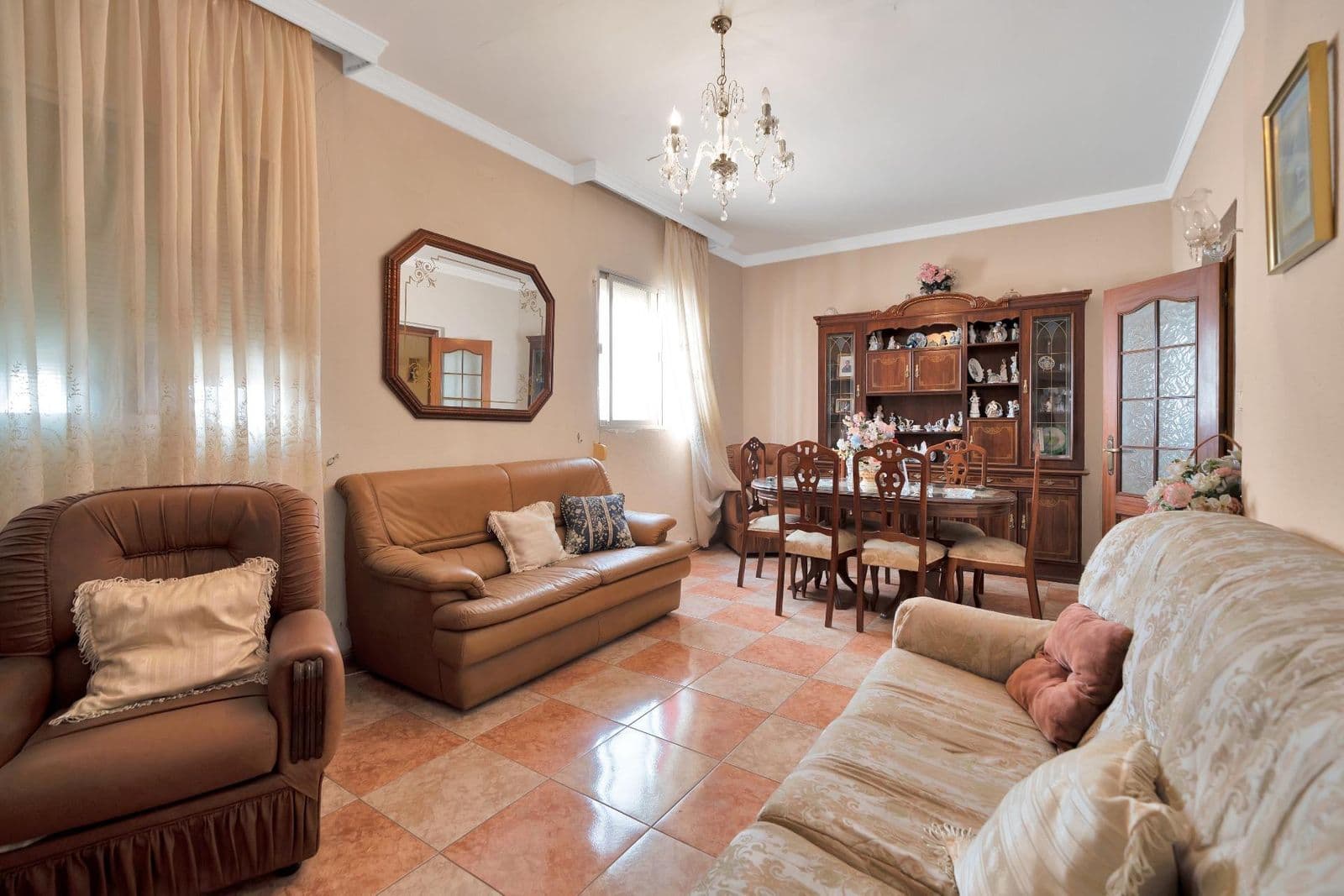 Detached Villa in La Línea, La Línea