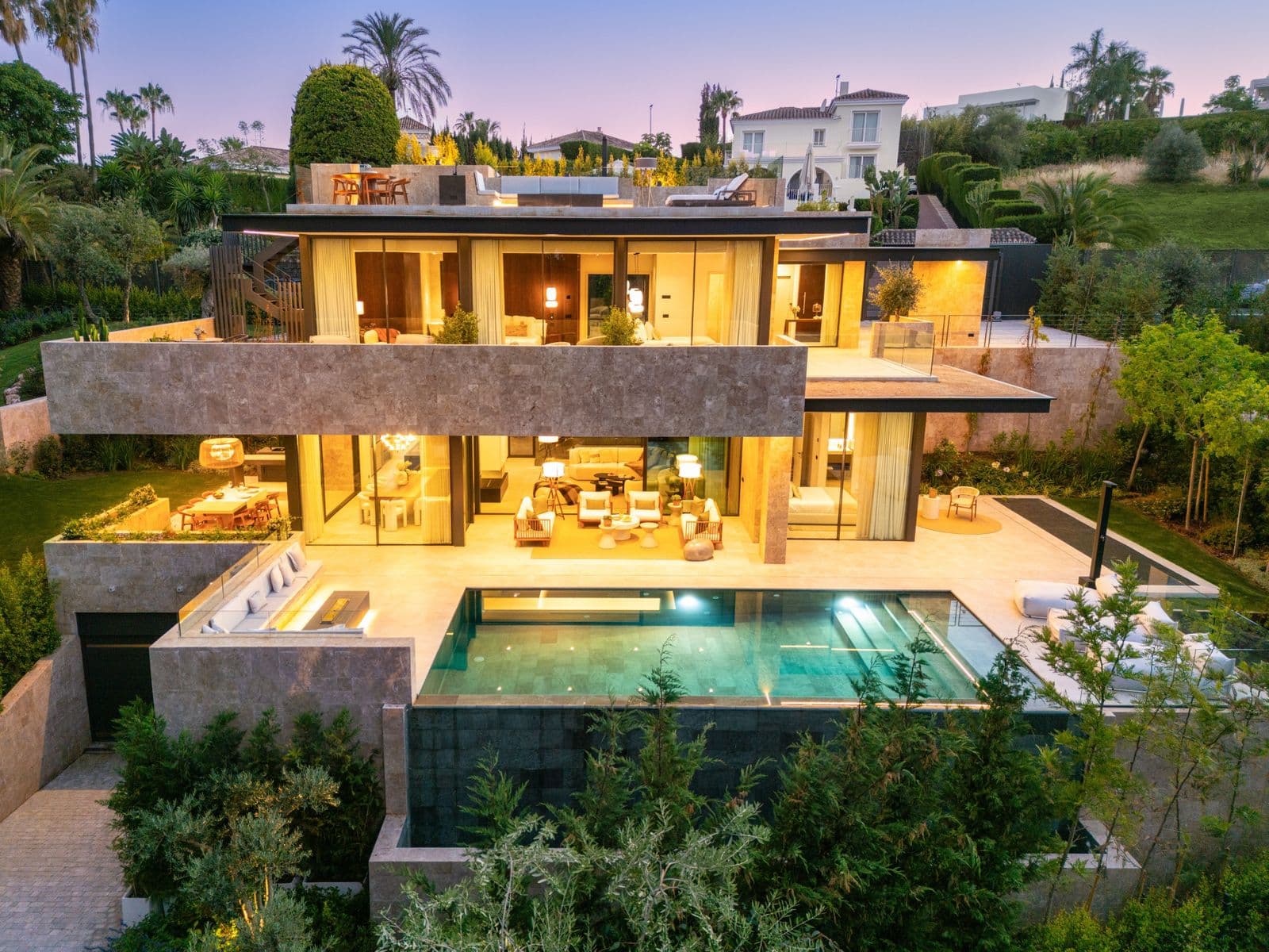 Detached Villa in Nueva Andalucía, Nueva Andalucía