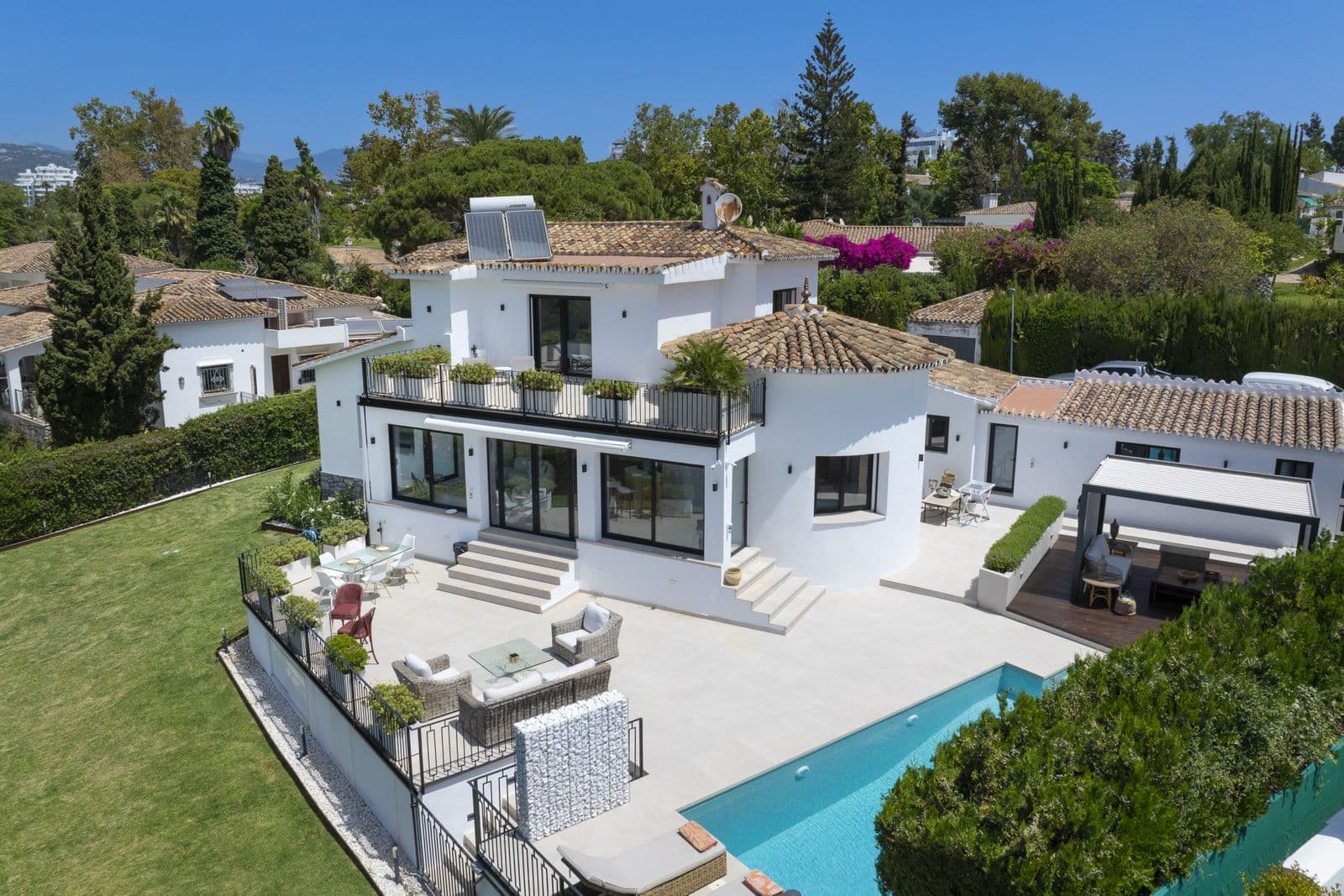 Detached Villa in Guadalmina Alta, Marbella