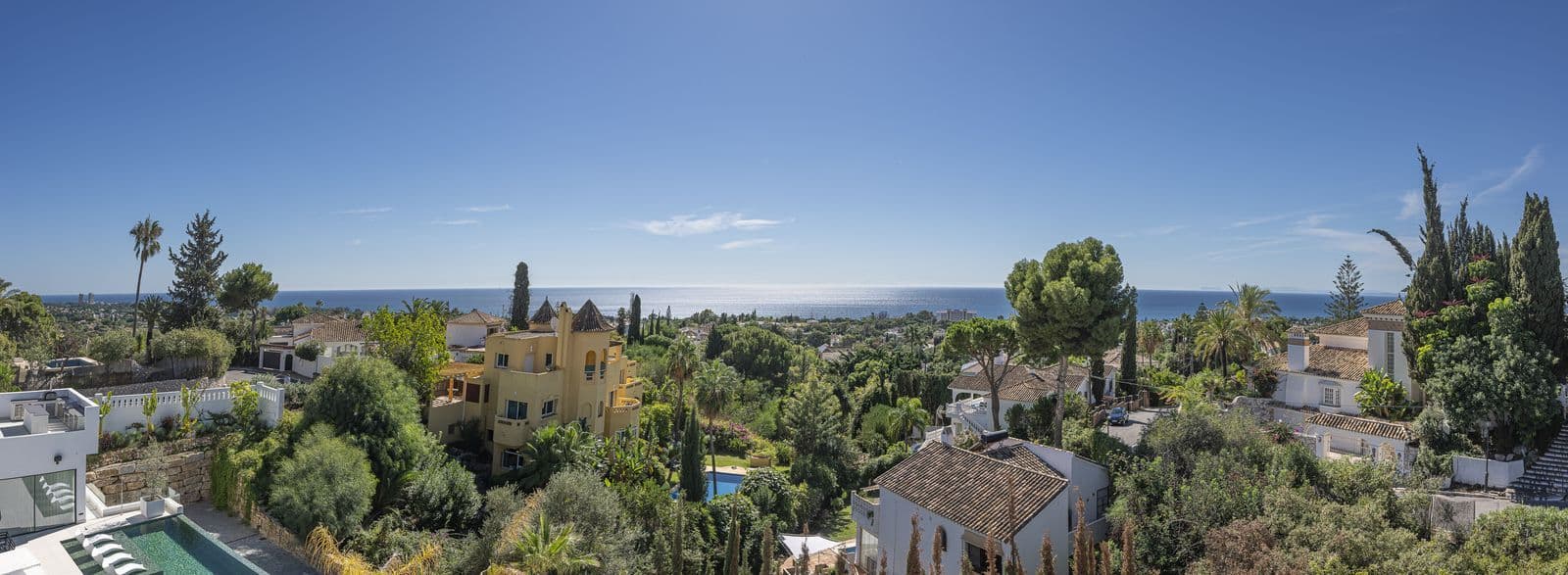 Detached Villa in El Rosario, Marbella East