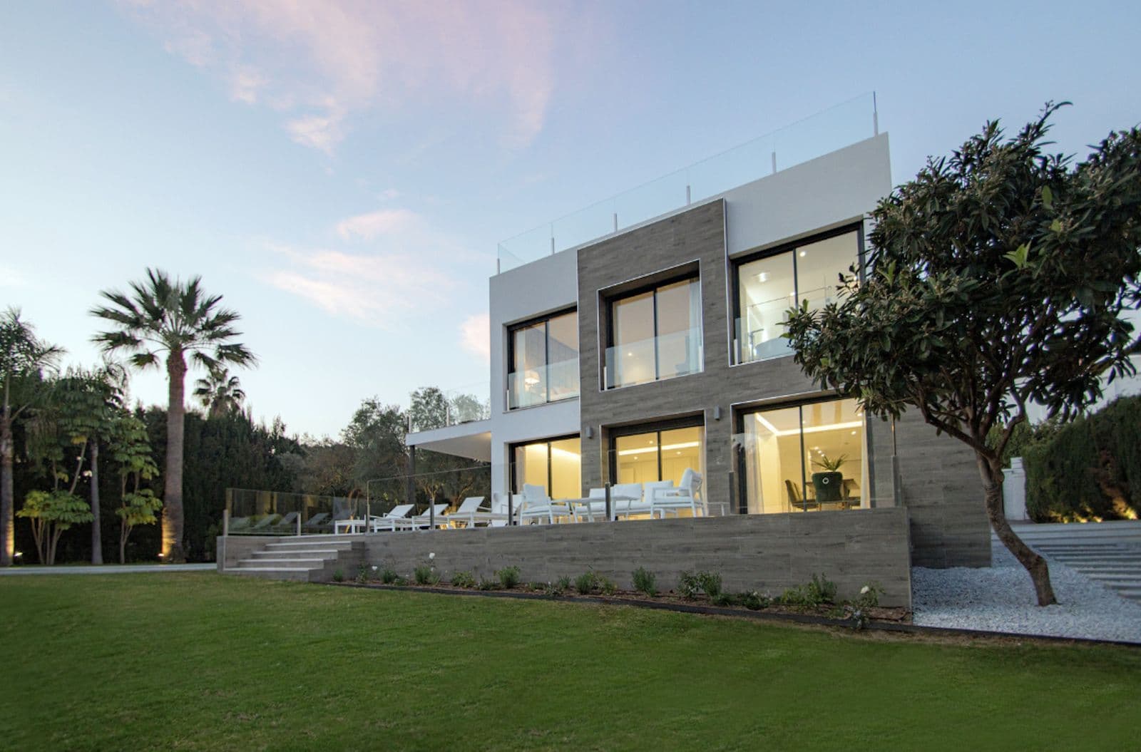 Detached Villa in Nueva Andalucía, Nueva Andalucía