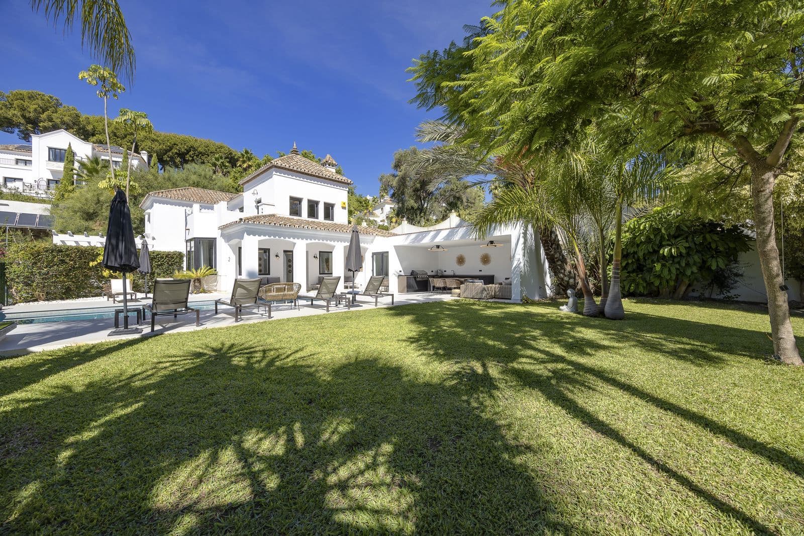 Detached Villa in El Paraiso, Estepona