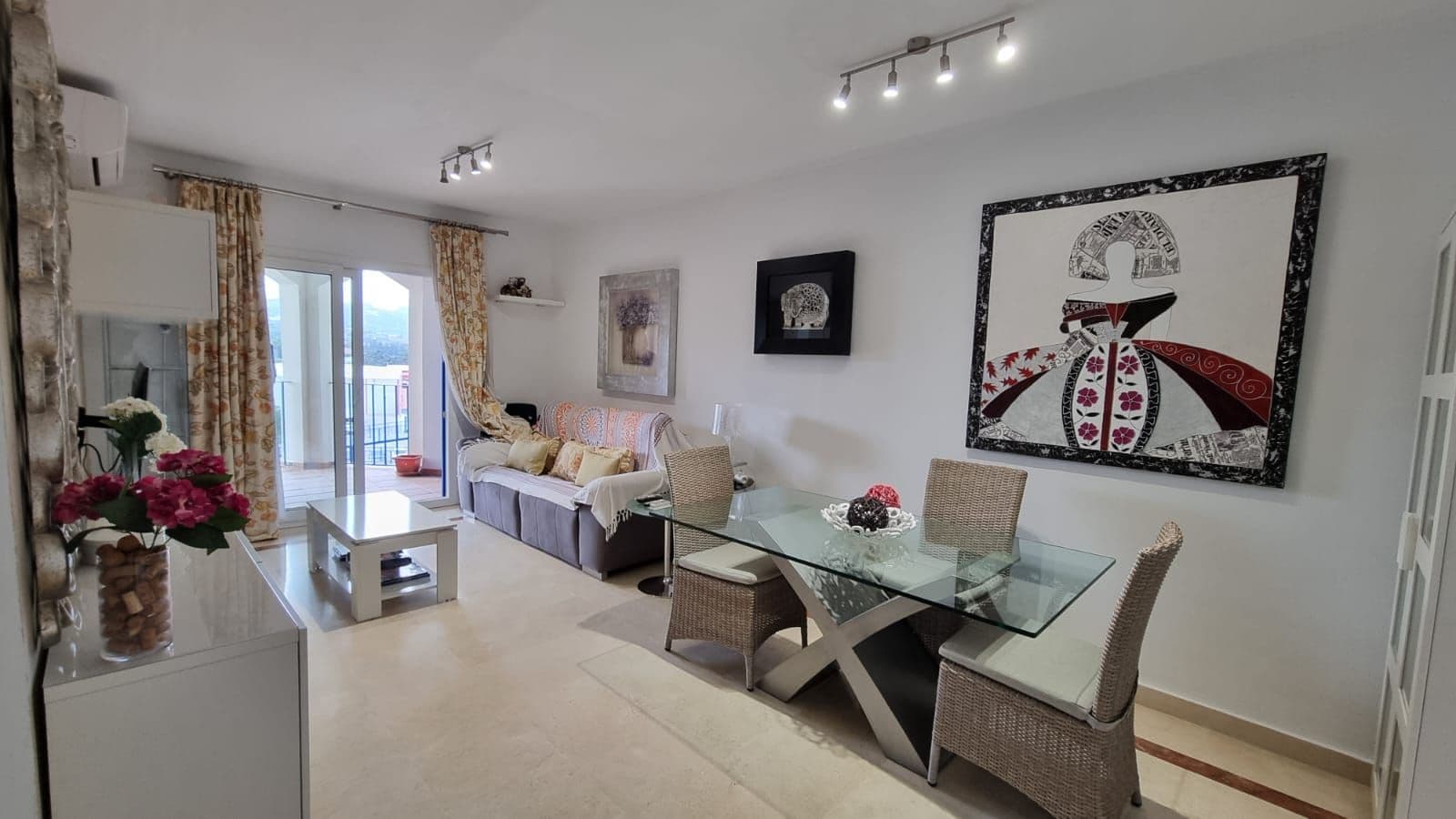 Middle Floor Apartment in San Luis de Sabinillas, Manilva