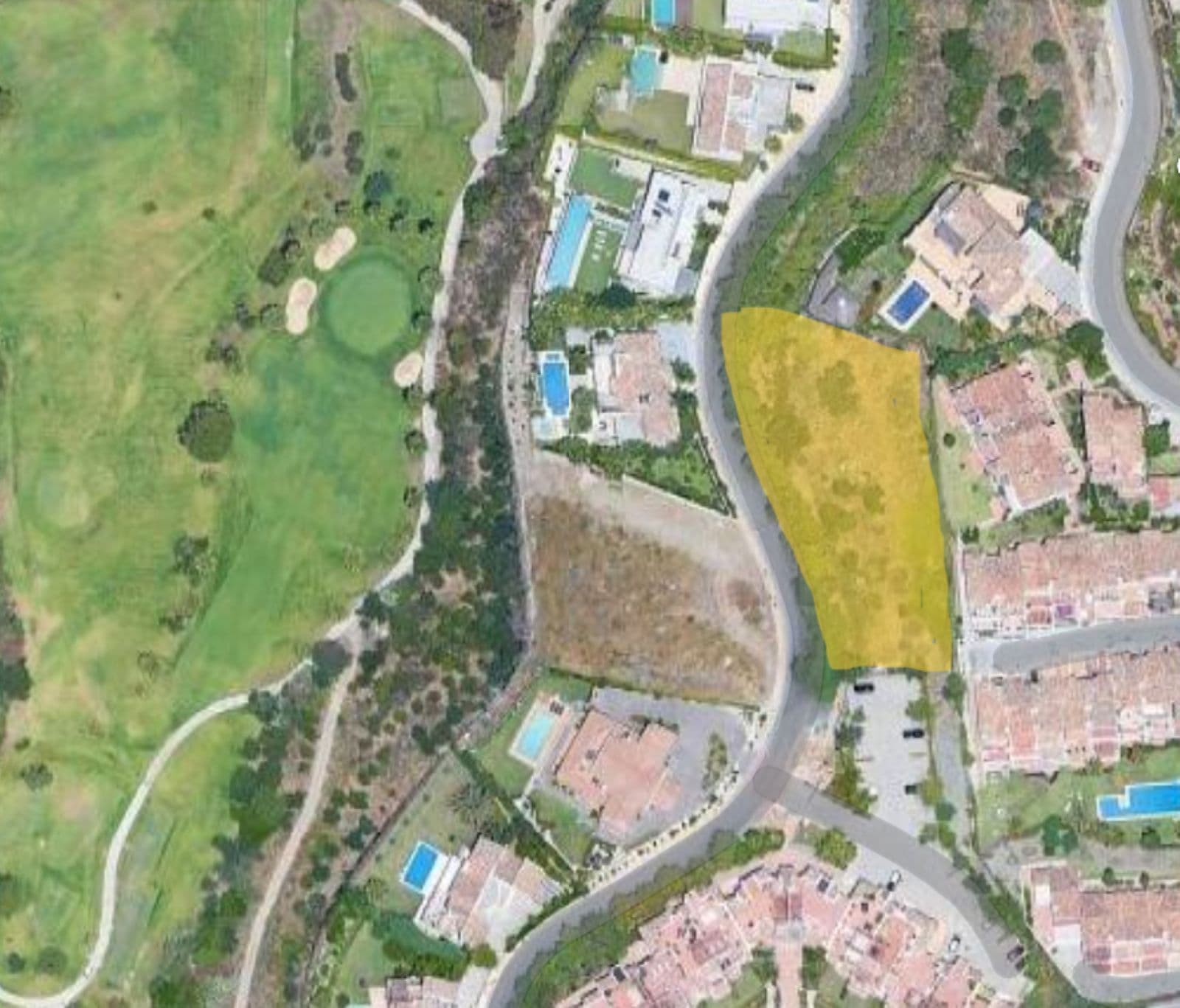 Residential Plot in Los Arqueros, Benahavís