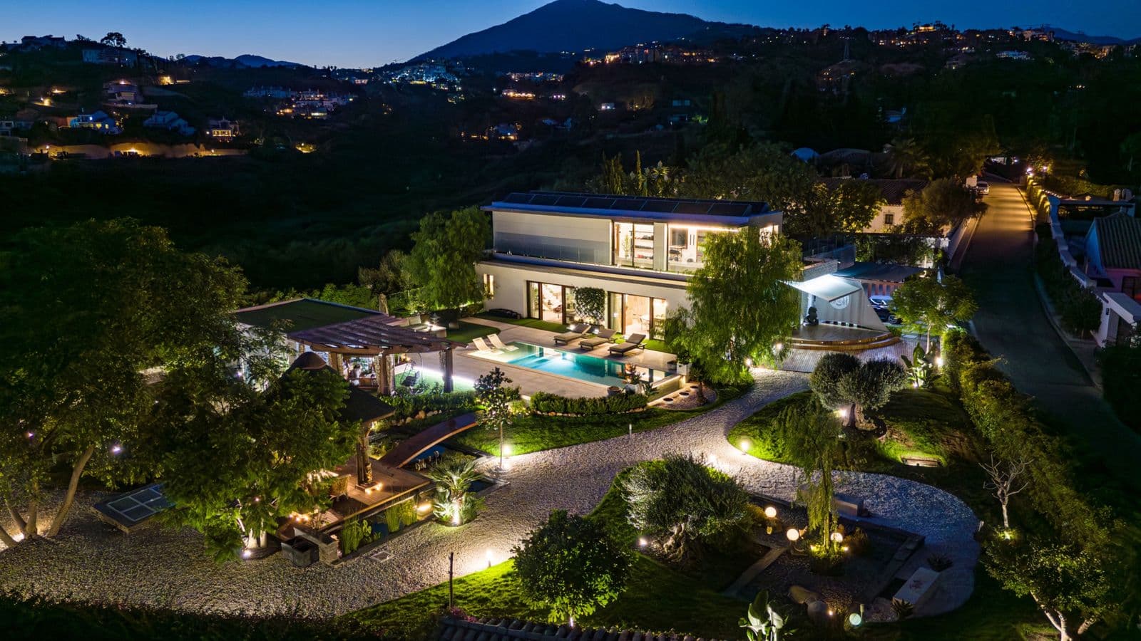 Detached Villa in Benahavís, Benahavís