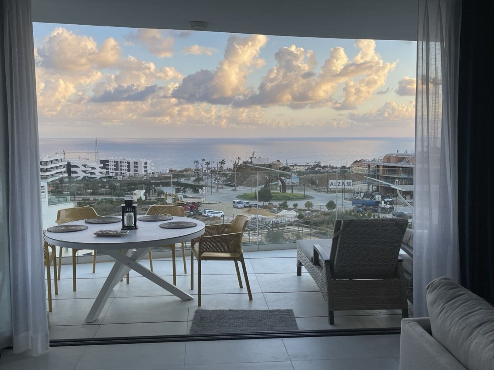 Middle Floor Apartment in Fuengirola, Fuengirola