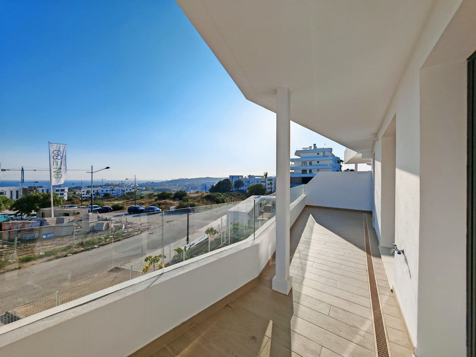 Middle Floor Apartment in Estepona, Estepona
