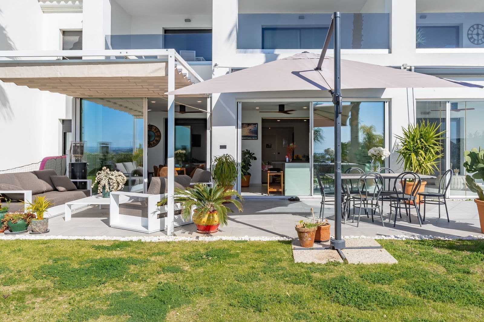 Ground Floor Apartment in Estepona, Estepona