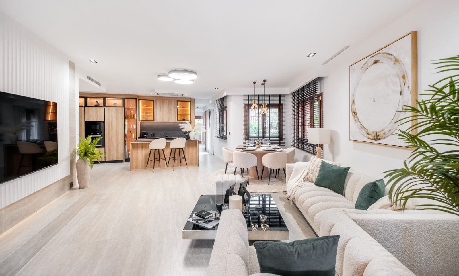 Middle Floor Apartment in Estepona, Estepona